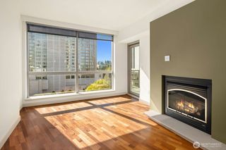 10610 NE 9th Place #903, Bellevue, WA 98004