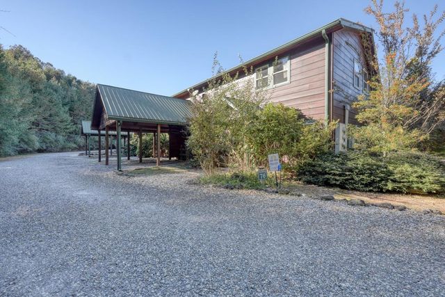 76 River Forest Place, Suches, GA 30572