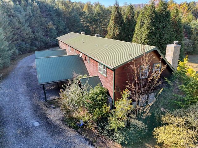 76 River Forest Place, Suches, GA 30572