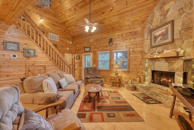 76 River Forest Place, Suches, GA 30572