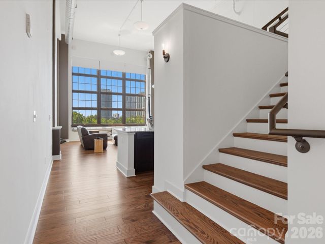 715 N Graham Street 502, Charlotte, NC 28202