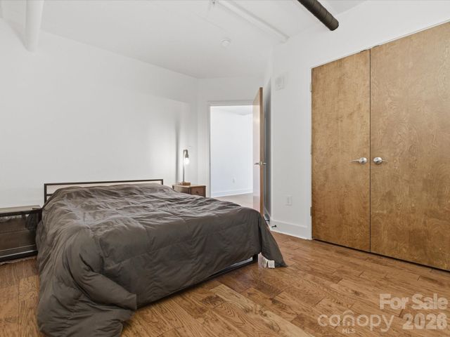 715 N Graham Street 502, Charlotte, NC 28202
