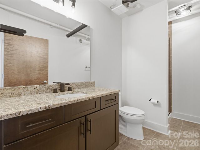 715 N Graham Street 502, Charlotte, NC 28202