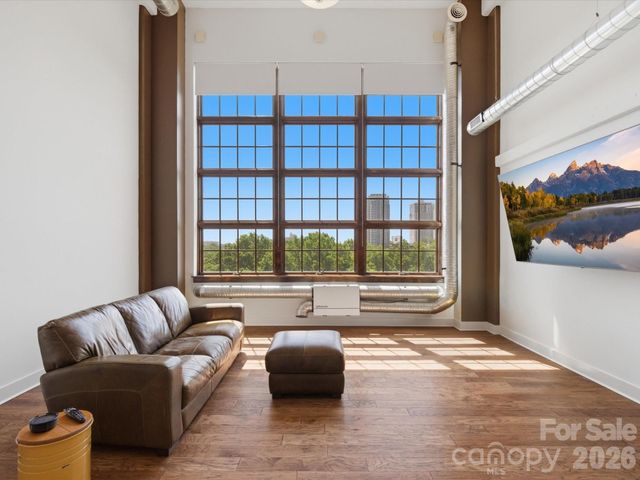 715 N Graham Street 502, Charlotte, NC 28202