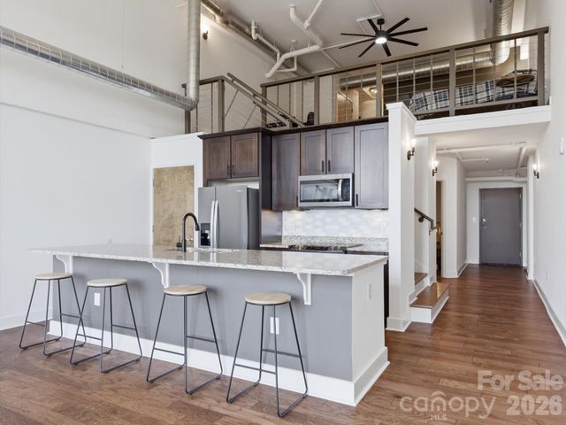 715 N Graham Street 502, Charlotte, NC 28202