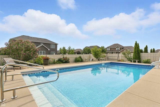 9875 Aster Cove, St. John, IN 46373