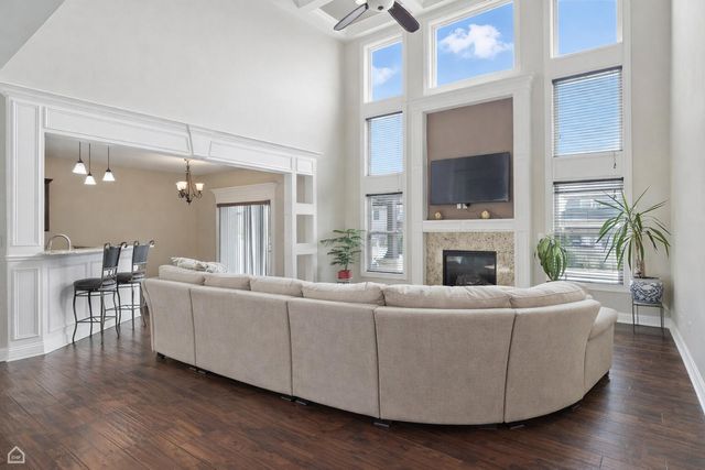 9875 Aster Cove, St. John, IN 46373