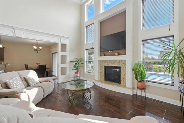 9875 Aster Cove, St. John, IN 46373