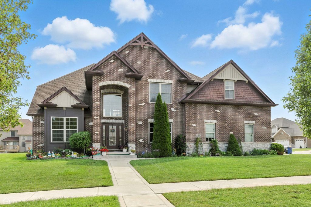 9875 Aster Cove, St. John, IN 46373