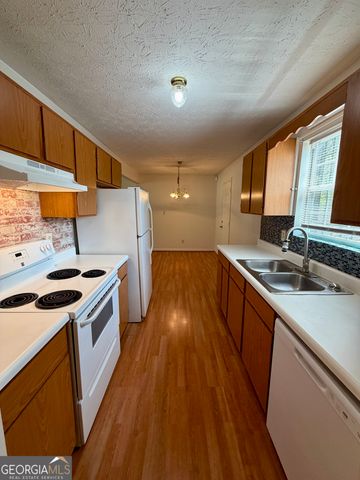 2720 SAPPHIRE Street, Atlanta, GA 30349