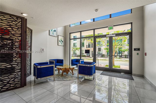 8301 NW 41st St B-303, Doral, FL 33166