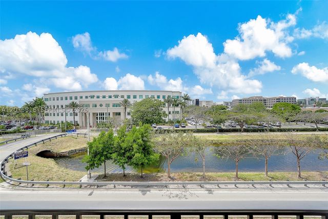 8301 NW 41st St B-303, Doral, FL 33166