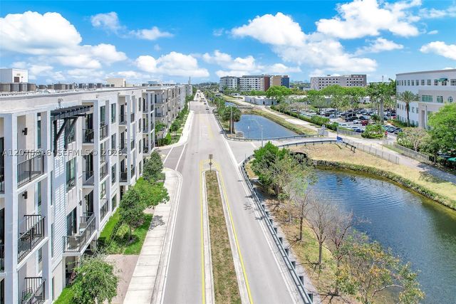 8301 NW 41st St B-303, Doral, FL 33166