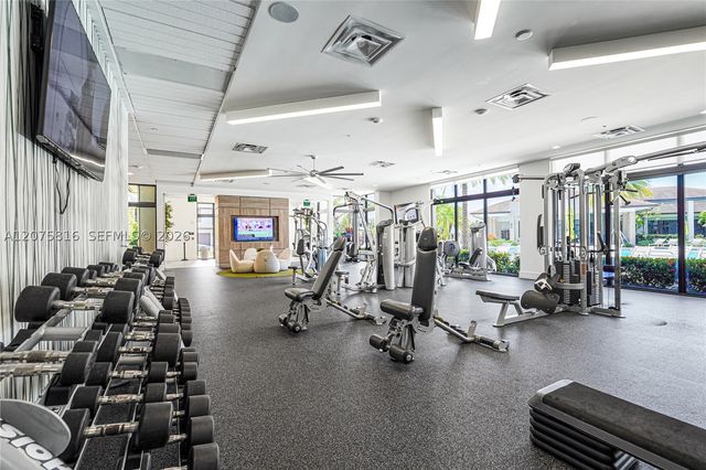 8301 NW 41st St B-303, Doral, FL 33166
