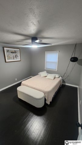 7007 Wood Lane Street, La Vista, NE 68128