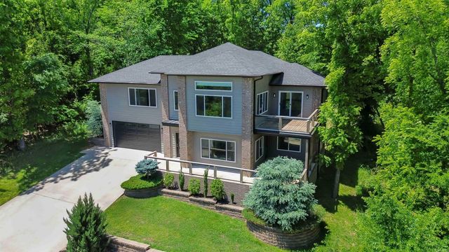 53 Chelmsworth Dr Drive, Bella Vista, AR 72715