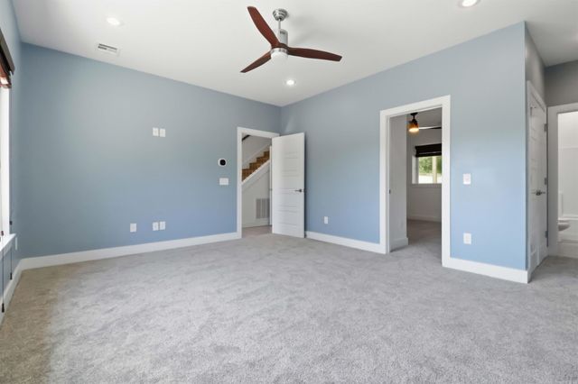 53 Chelmsworth Dr Drive, Bella Vista, AR 72715