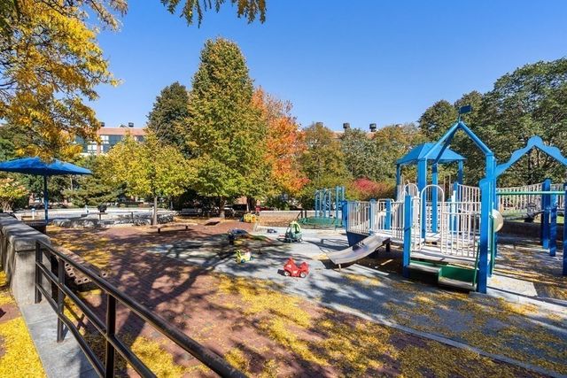 197 Eighth Street 705, Boston, MA 02129