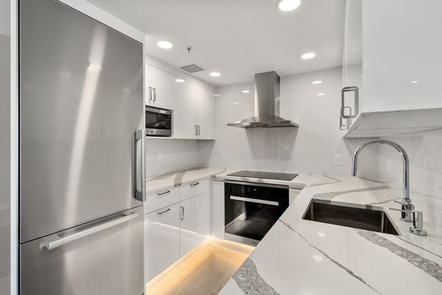 197 Eighth Street 705, Boston, MA 02129