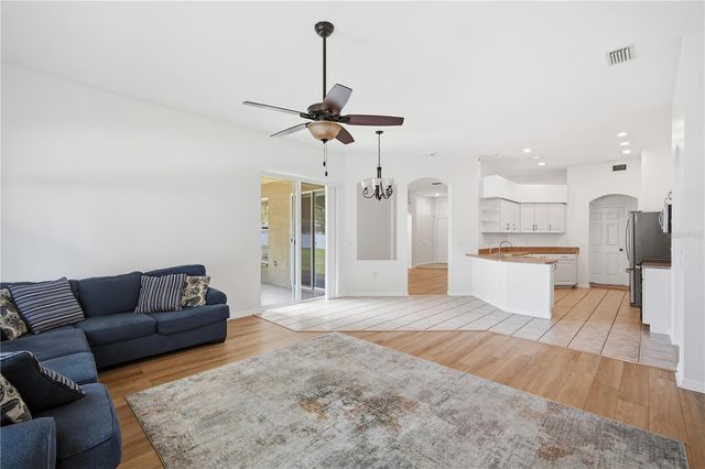 5912 BRAMBLE BUSH COURT, Zephyrhills, FL 33541