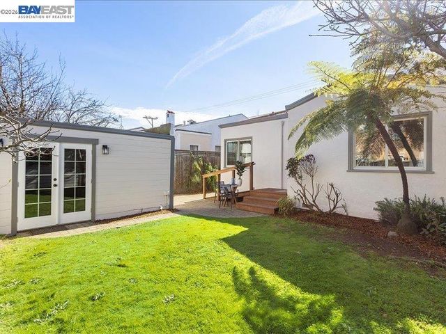 321 Central Ave, Alameda, CA 94501