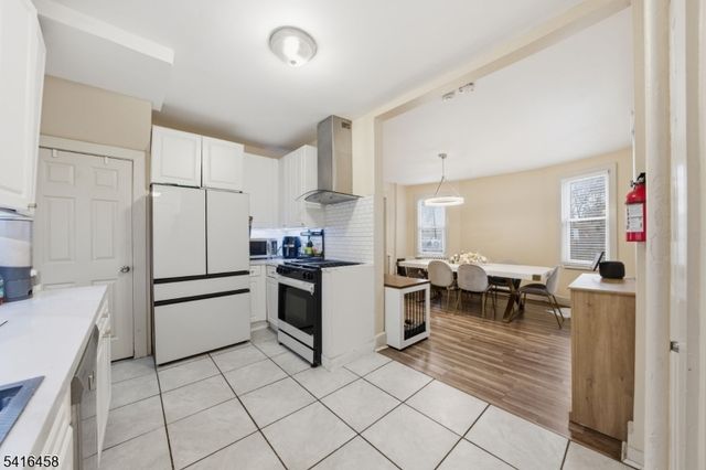 124 Washington Ave, Irvington Twp., NJ 07111