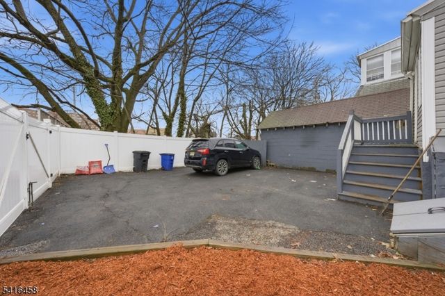 124 Washington Ave, Irvington Twp., NJ 07111