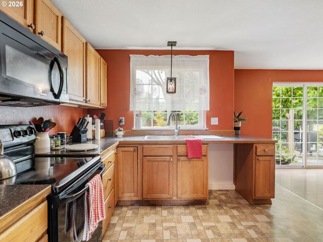 145 HAWK PRAIRIE Dr, Woodland, WA 98674