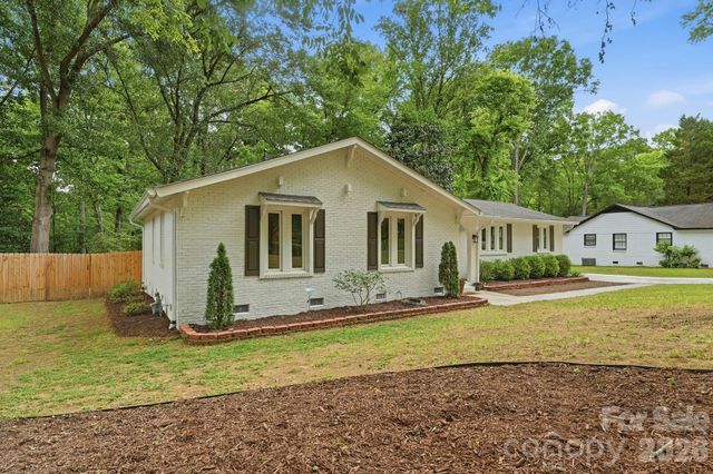 6535 Summerlin Place, Charlotte, NC 28226
