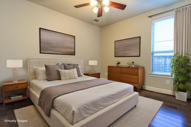 1009 Peacock Boulevard, Carrollton, TX 75007