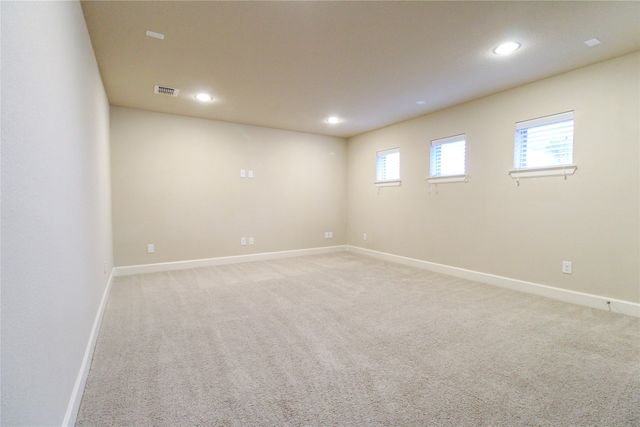 1009 Peacock Boulevard, Carrollton, TX 75007