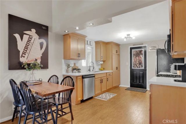 42792 Conifer Drive, Big Bear Lake, CA 92315