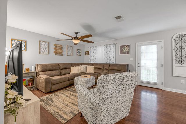 109 Dallas Drive, Nicholasville, KY 40356