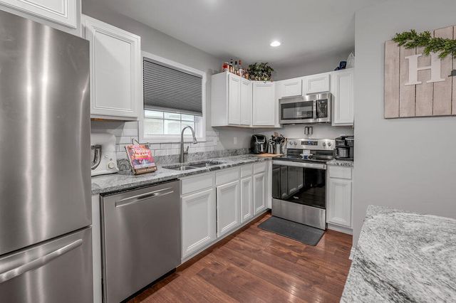 109 Dallas Drive, Nicholasville, KY 40356