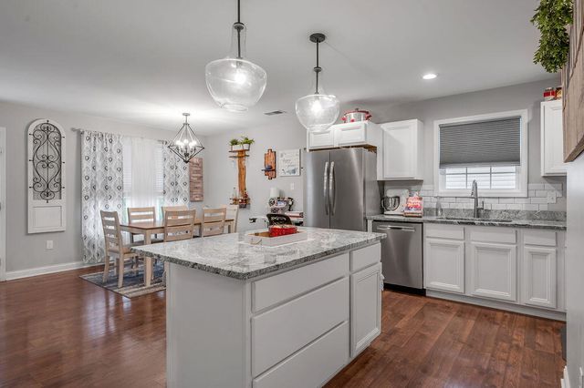 109 Dallas Drive, Nicholasville, KY 40356