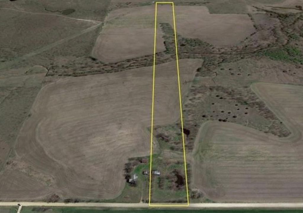 541 Farmer Road, Ennis, TX 75119
