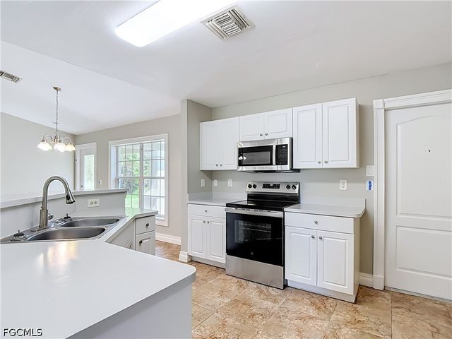 3027 38th ST SW, Lehigh Acres, FL 33976