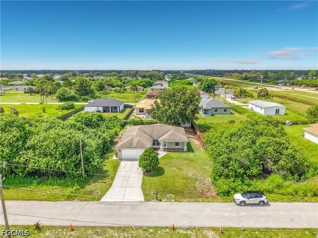 3027 38th ST SW, Lehigh Acres, FL 33976