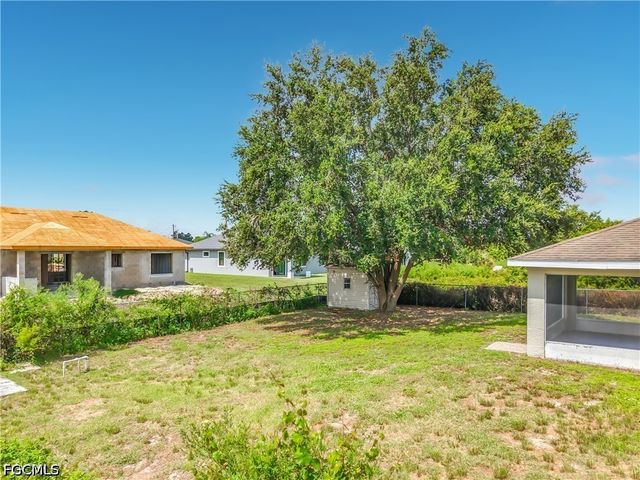 3027 38th ST SW, Lehigh Acres, FL 33976