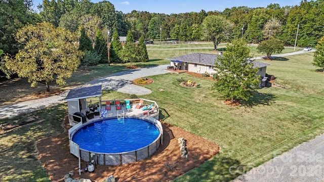 540 Harvell Drive, Concord, NC 28025