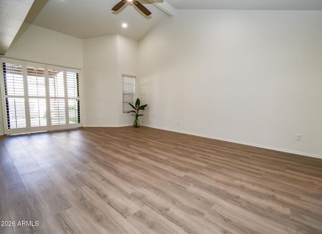 5518 E PARADISE Drive, Scottsdale, AZ 85254