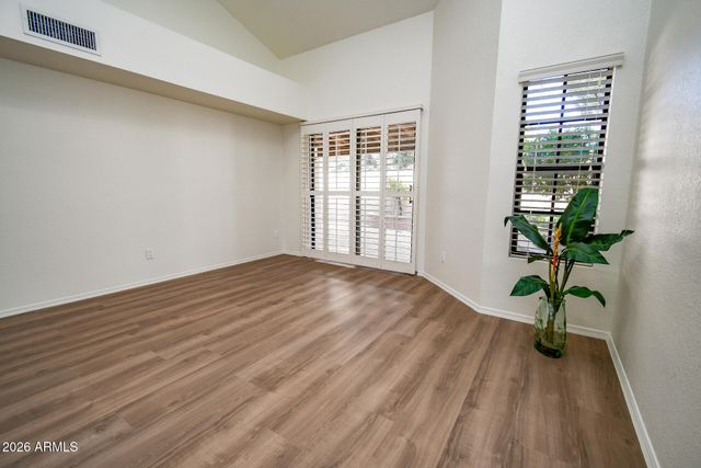 5518 E PARADISE Drive, Scottsdale, AZ 85254