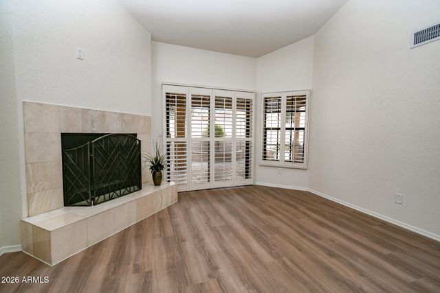 5518 E PARADISE Drive, Scottsdale, AZ 85254