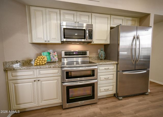 5518 E PARADISE Drive, Scottsdale, AZ 85254