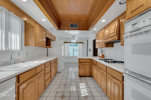 1209 LONEWOOD Drive, El Paso, TX 79925