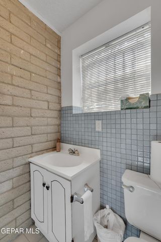 1209 LONEWOOD Drive, El Paso, TX 79925