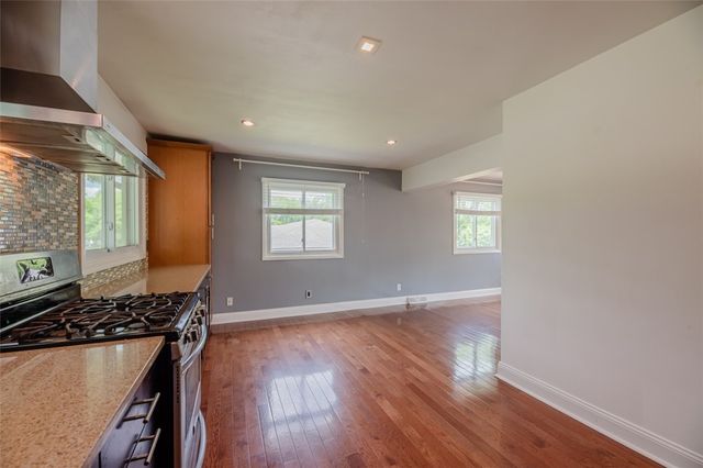 70 Ashley Drive, Brighton, NY 14620