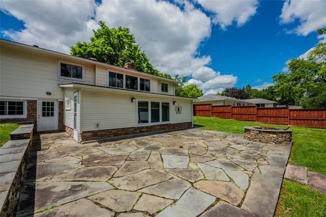 70 Ashley Drive, Brighton, NY 14620
