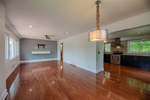 70 Ashley Drive, Brighton, NY 14620