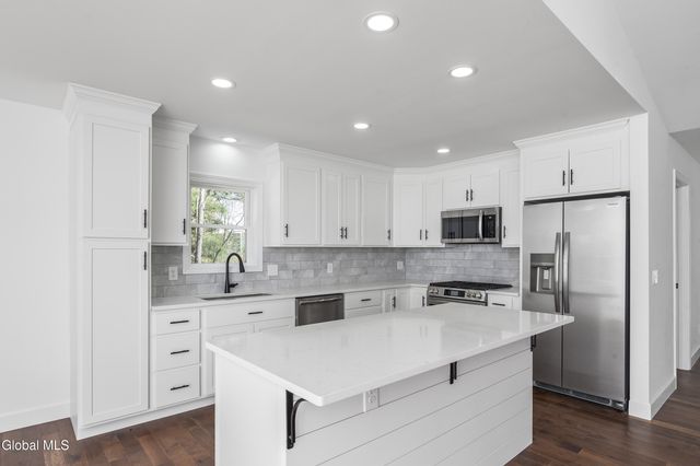 1379 NY-146, Clifton Park, NY 12148
